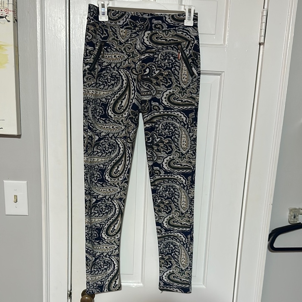 Coco + Carmen blue and green paisley leggings size S/m
